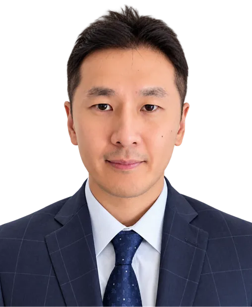 Dr. Elijah Bach